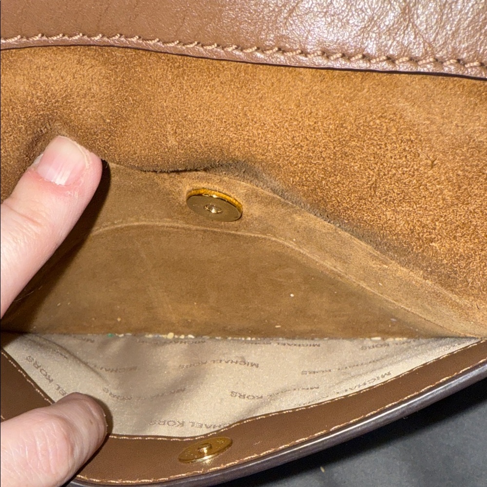 Michael Kors Raven Medium Messenger Crossbody Suede - Picture 5 of 6